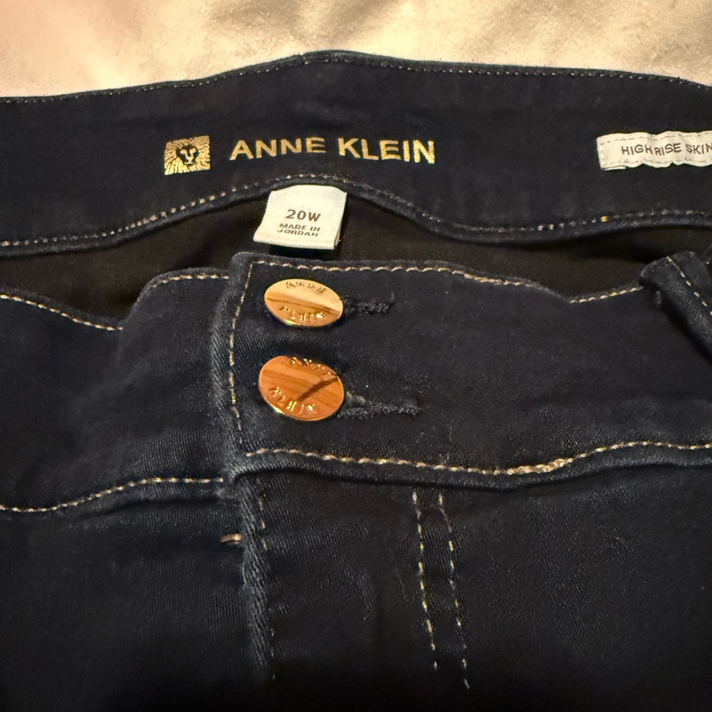 37-Anne Klein Dark Blue Skinny Jeans - Picture 2 of 4